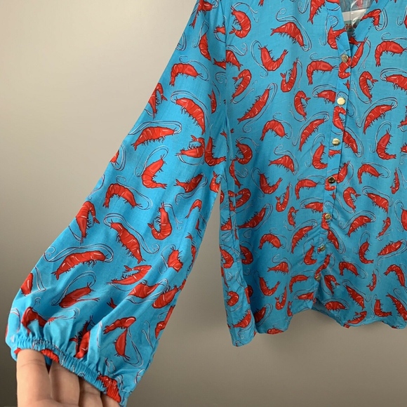 Haley & The Hound Blue Shrimp Print Stella Top - Picture 3 of 8